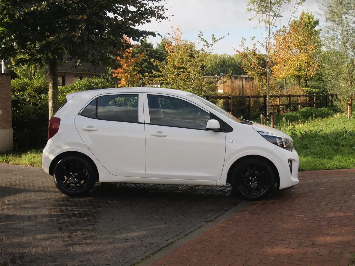 1.0 DPi ComfortLine 5p | 5 Persoons | Airco | Cruise Control | Zwarte Velgen | NL-Auto |