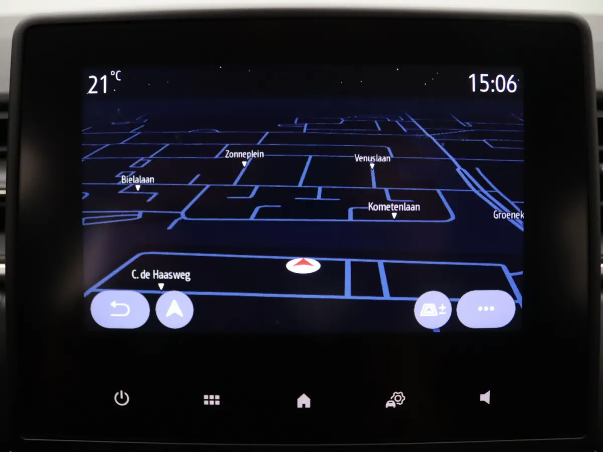 145pk E-Tech Hybrid Zen Apple Carplay/Android Auto | Climate