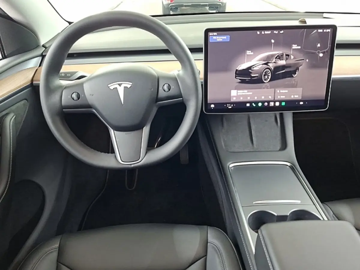 RWD 58 kWh | Panoramadak | Voorstoelen verwarmd | Keyless | Dodehoek detectie | Cruise control adaptief met Stop&Go | Dodehoek detectie | Elektrisch verstelbare stoel(en) met geheugen