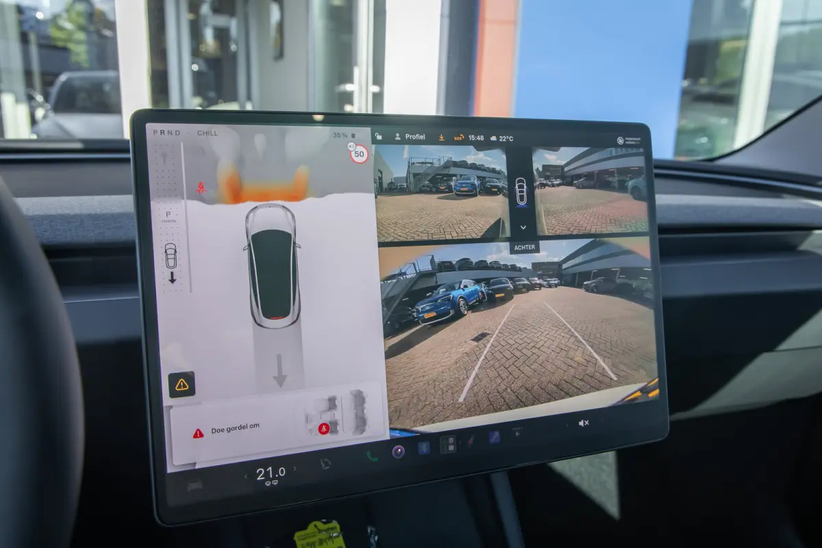 RWD 60 kWh | Cruise control adaptief | Panoramadak | Led koplampen | Dodehoek detectie | Stoel/stuur verwarming | Parkeersensoren Voor/Achter | Achteruitrijcamera | Cruise control adaptief m