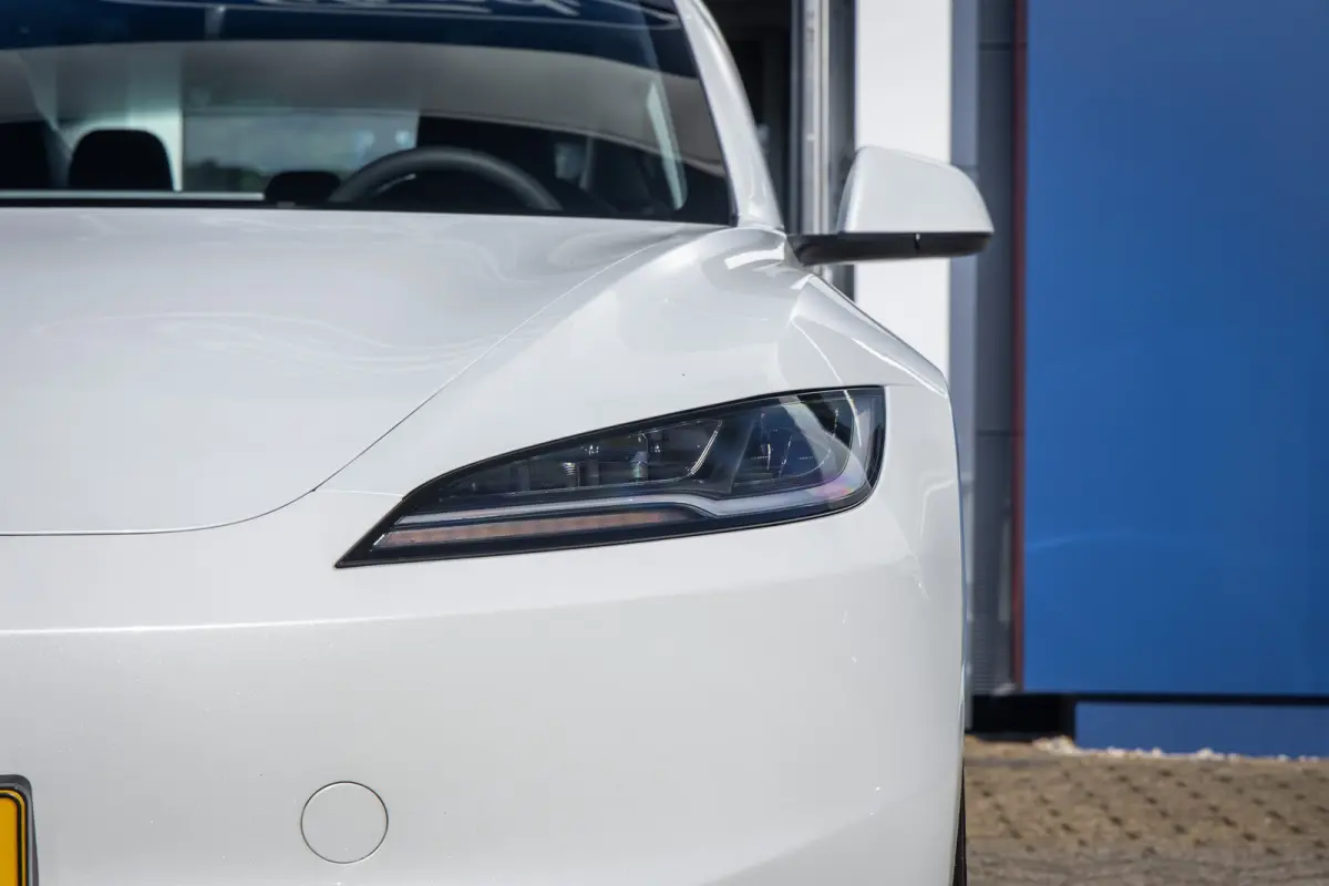 RWD 60 kWh | Cruise control adaptief | Panoramadak | Led koplampen | Dodehoek detectie | Stoel/stuur verwarming | Parkeersensoren Voor/Achter | Achteruitrijcamera | Cruise control adaptief m