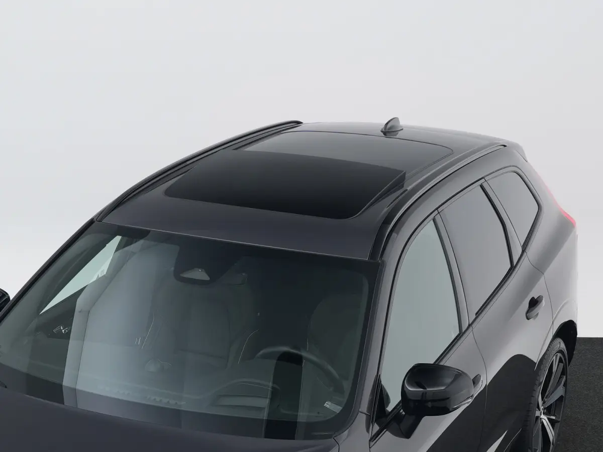 T6 Recharge AWD Ultimate Dark | Luchtvering | Bowers & Wilkins | Head-Up | 360° | Panoramadak | Trekhaak | Adaptive Cruise | BLIS | 21"