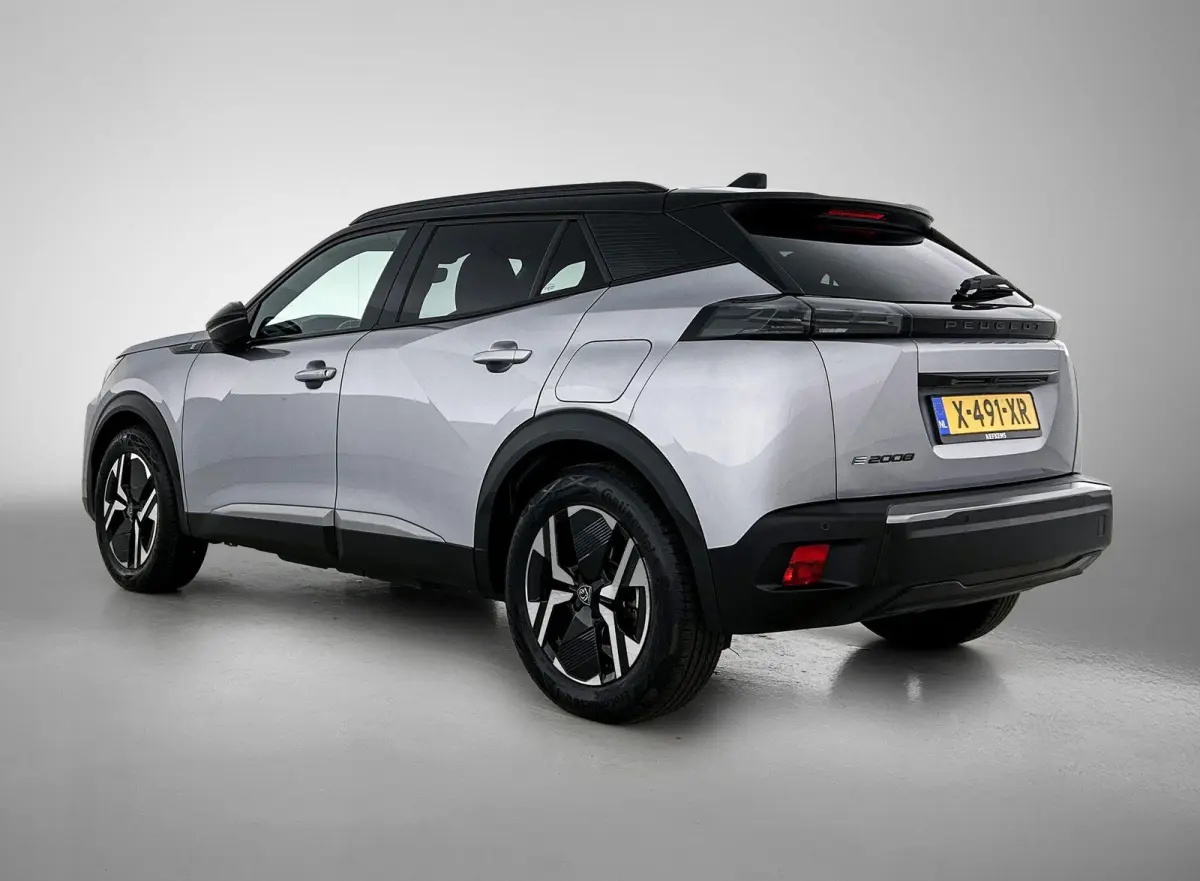 EV 54 kWh 156pk GT Automaat | 3 Fase | Navigatie | Camera | Leder/Alcantara | Stoel elektrisch+verwarmd+massage | Full Led koplampen | Parkeersensoren v+a | Keyless | Adaptieve Cruise Contro