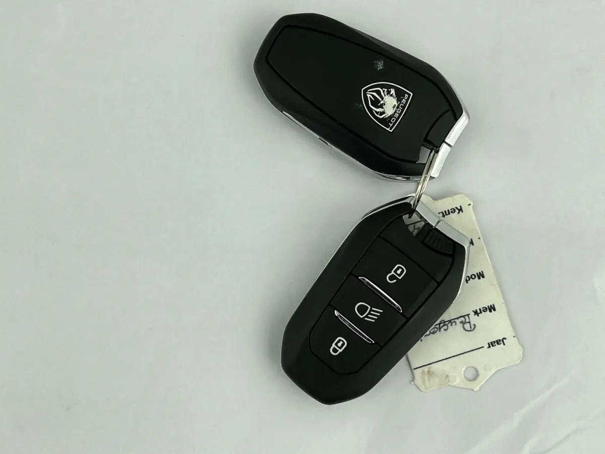 EV 54 kWh 156pk GT Automaat | 3 Fase | Navigatie | Camera | Leder/Alcantara | Stoel elektrisch+verwarmd+massage | Full Led koplampen | Parkeersensoren v+a | Keyless | Adaptieve Cruise Contro