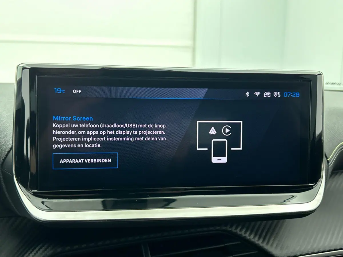 EV 54 kWh 156pk GT Automaat | 3 Fase | Navigatie | Camera | Leder/Alcantara | Stoel elektrisch+verwarmd+massage | Full Led koplampen | Parkeersensoren v+a | Keyless | Adaptieve Cruise Contro