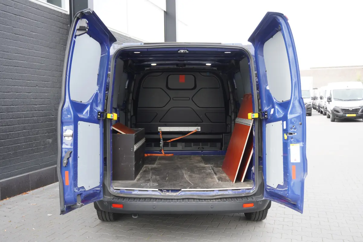 2.0 TDCI 130PK AUTOMAAT EURO 6 - Airco - Navi - Adpt. Cruise - €16.950,- Excl.