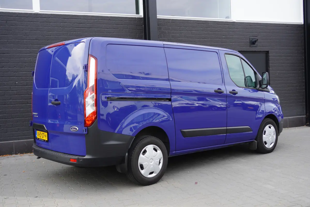 2.0 TDCI 130PK AUTOMAAT EURO 6 - Airco - Navi - Adpt. Cruise - €16.950,- Excl.