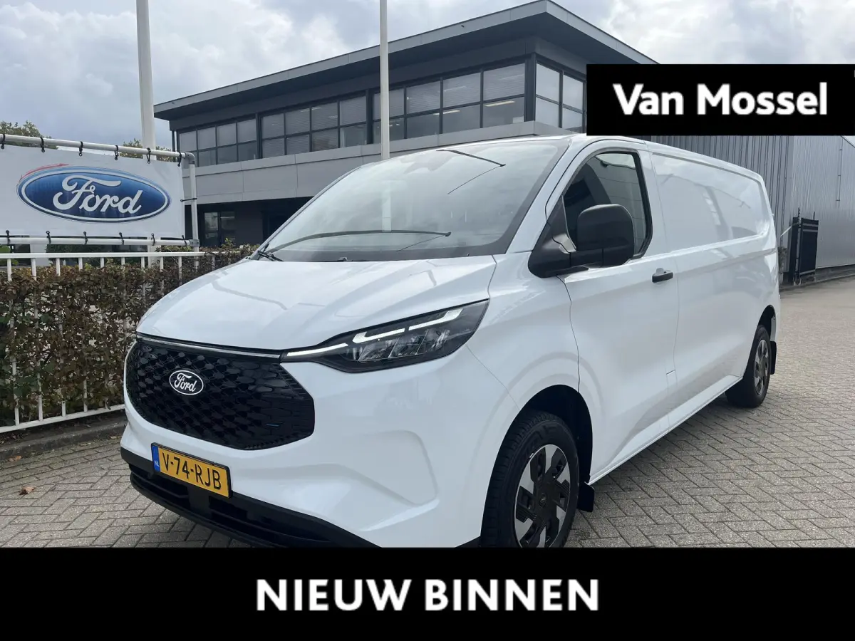 Cust. 340 L2H1 Limited 71 kWh | Stoelverwarming | All Season Banden | Cruise Control | Klimaat Controle | Achteruitrijd Camera |