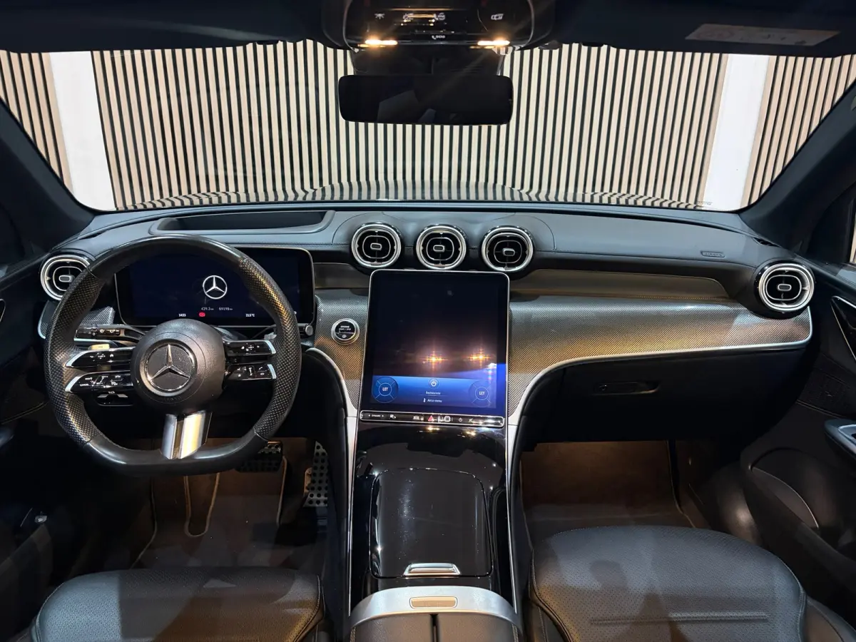 300 4MATIC AMG Line Head-Up Leder-Memory 360Camera Bom Voll