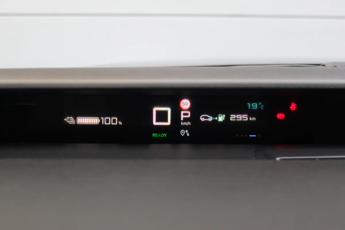 Business 113pk Comfort Range 44 kWh | Airco | Comfort St. | Cruise C. | LED | Navigatie | PDC | Airco | Comfort St. | Cruise C. | LED | Navigatie | PDC |