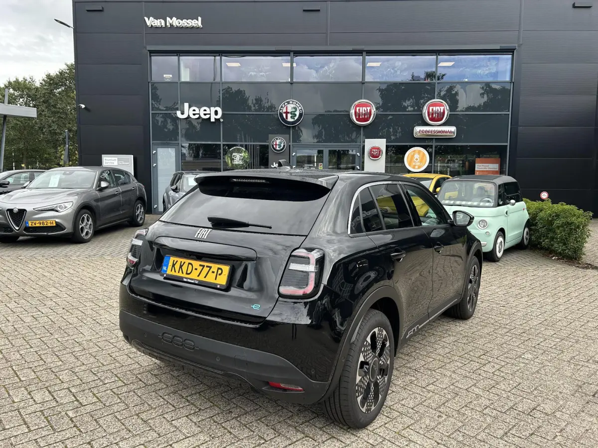 La Prima 54 kWh | Navigatie | Lederen Bekleding | Camera | Parkeersensoren | 2 + 6 jaar Speciale Garantie! |