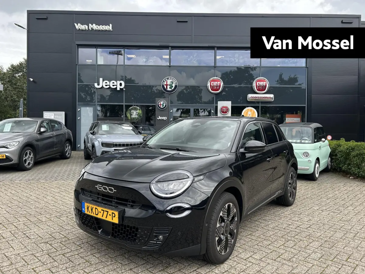 La Prima 54 kWh | Navigatie | Lederen Bekleding | Camera | Parkeersensoren | 2 + 6 jaar Speciale Garantie! |