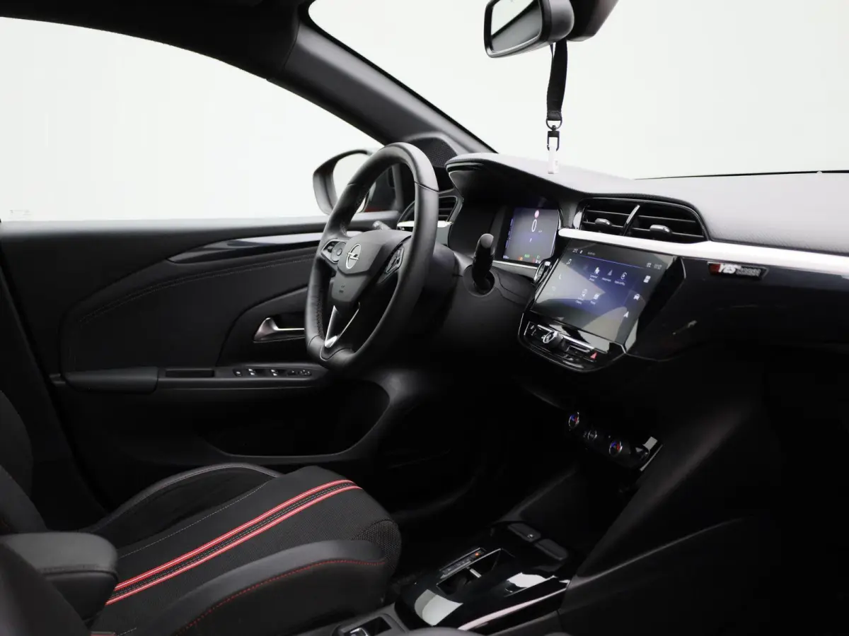 BEV 50kWh YES | PDC V+A | Stoel&Stuur Verwarming | Apple Carplay&Android Auto | 136PK | Cruise Control