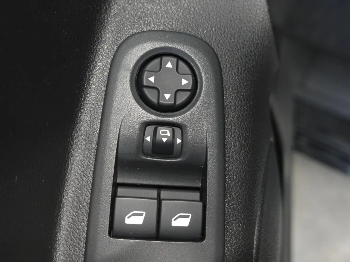 1.5D Automaat L1H1 Edition Airco Apple Carplay/Android Auto Cruise Control Trekhaak