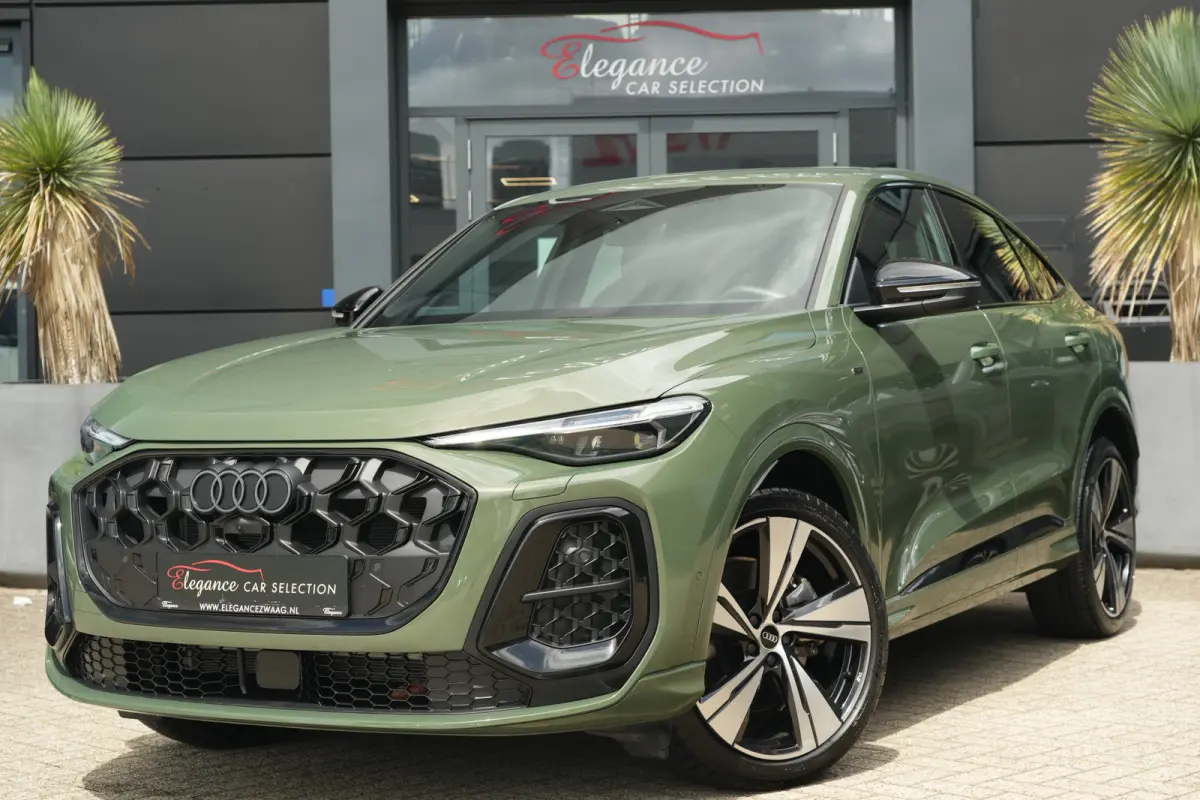 2.0 TFSI e-hybrid quattro S edition Sportback | 299PK | Pano | 360° | 21" | Keyless | S Line | Tech Plus | Audi Q5 Sportback S edition 299 PK Plug-in Hybrid met 2.0 viercilinder, panoramada