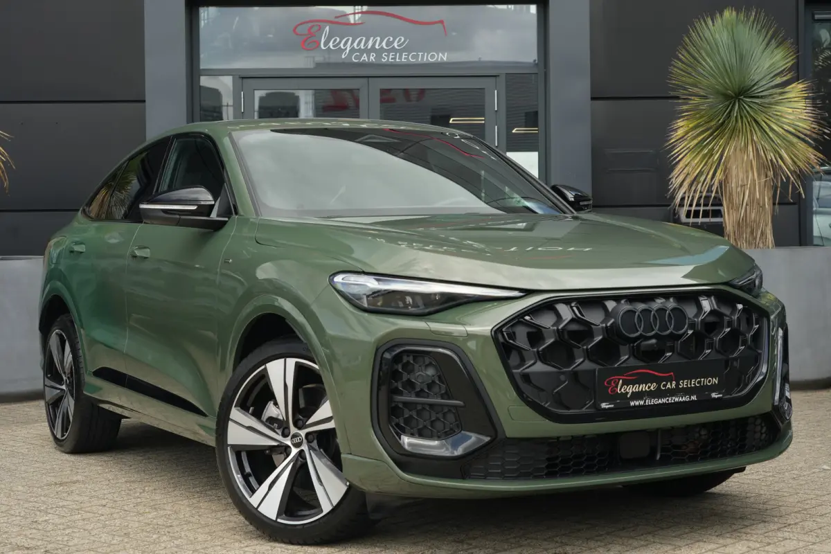 2.0 TFSI e-hybrid quattro S edition Sportback | 299PK | Pano | 360° | 21" | Keyless | S Line | Tech Plus | Audi Q5 Sportback S edition 299 PK Plug-in Hybrid met 2.0 viercilinder, panoramada