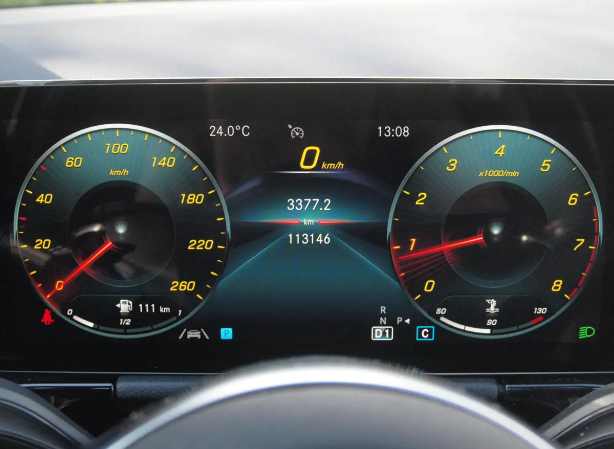 180 AMG Line | Panoramadak | Camera | Trekhaak | Sfeerverlichting | Apple Carplay | NL-Auto |