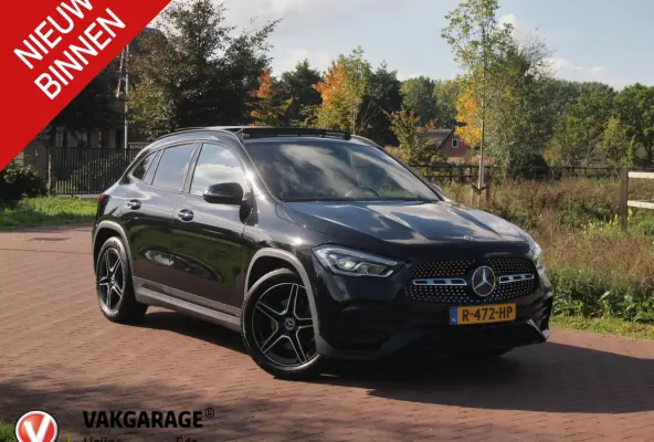 180 AMG Line | Panoramadak | Camera | Trekhaak | Sfeerverlichting | Apple Carplay | NL-Auto |