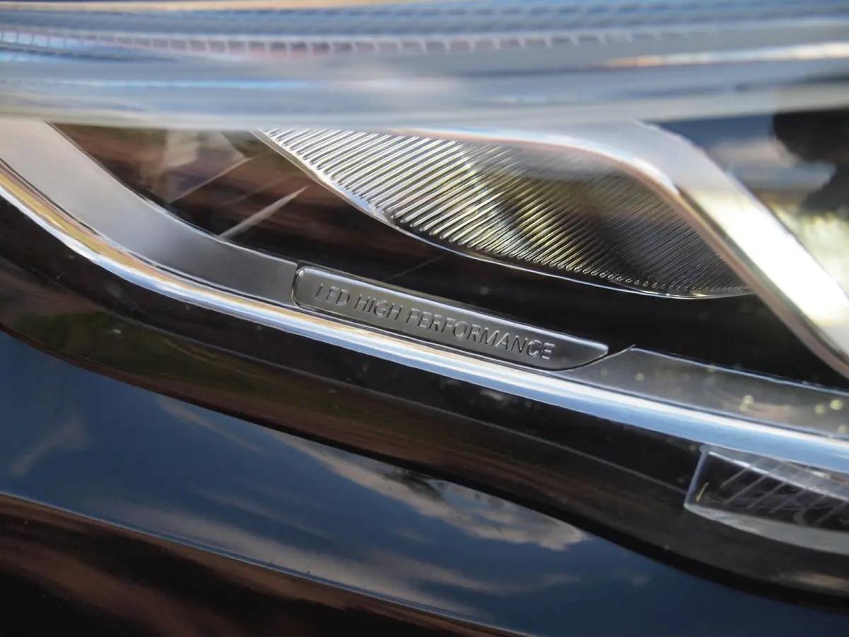 180 AMG Line | Panoramadak | Camera | Trekhaak | Sfeerverlichting | Apple Carplay | NL-Auto |