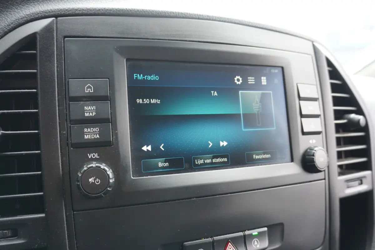 110 CDI Lang EURO 6 - Airco - Navi - Cruise - €15.950,- Excl.