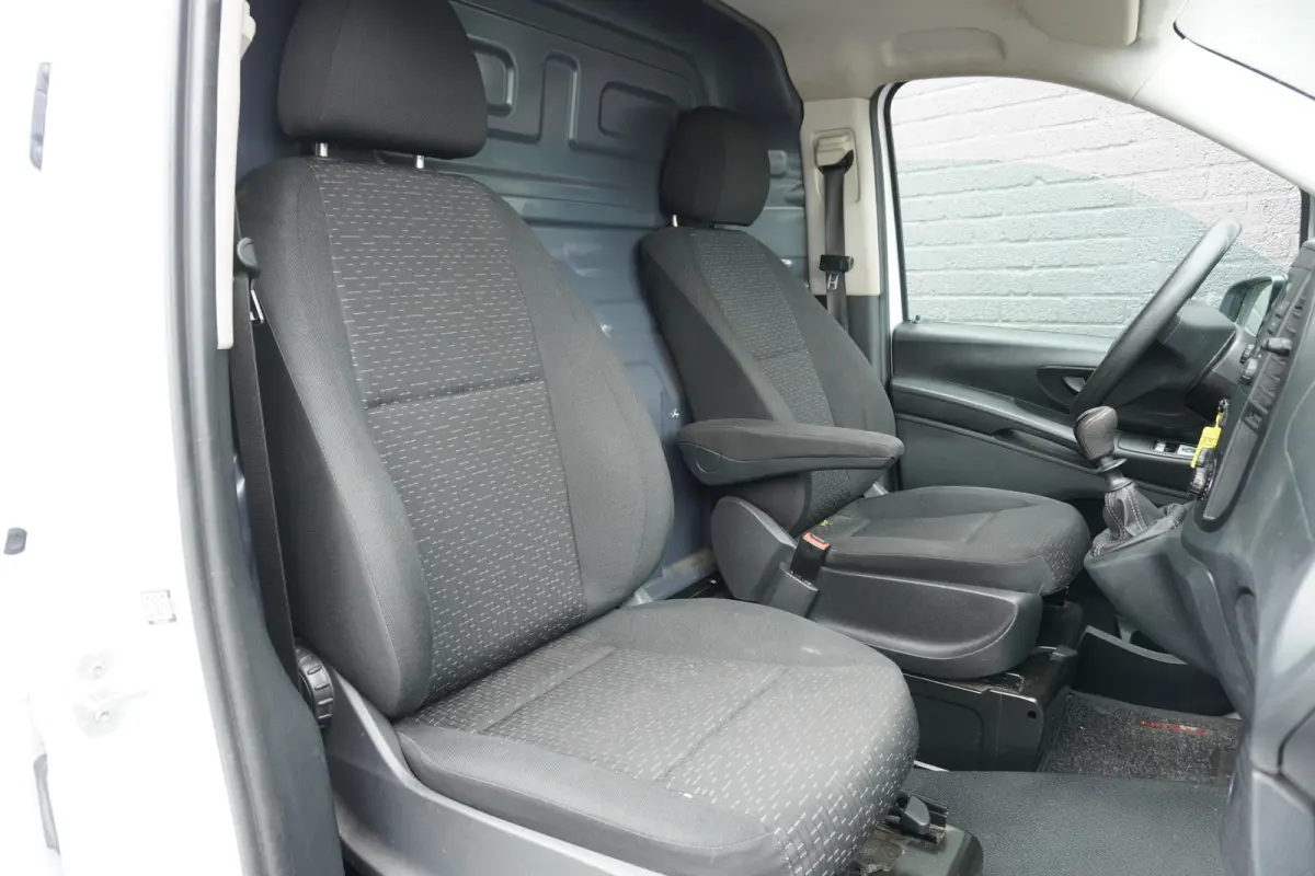 110 CDI Lang EURO 6 - Airco - Navi - Cruise - €15.950,- Excl.