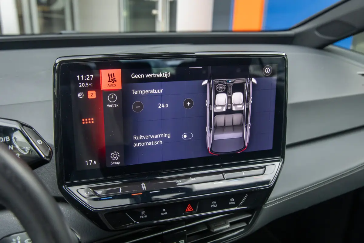 Pro 59 kWh | Apple Carplay/Android Auto | Cruise Control Adaptief | Climate | DAB | Parkeersensoren voor en achter | Airco (automatisch) | Apple Carplay/Android Auto|telefoonintegratie premi