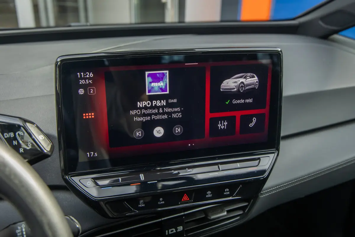 Pro 59 kWh | Apple Carplay/Android Auto | Cruise Control Adaptief | Climate | DAB | Parkeersensoren voor en achter | Airco (automatisch) | Apple Carplay/Android Auto|telefoonintegratie premi