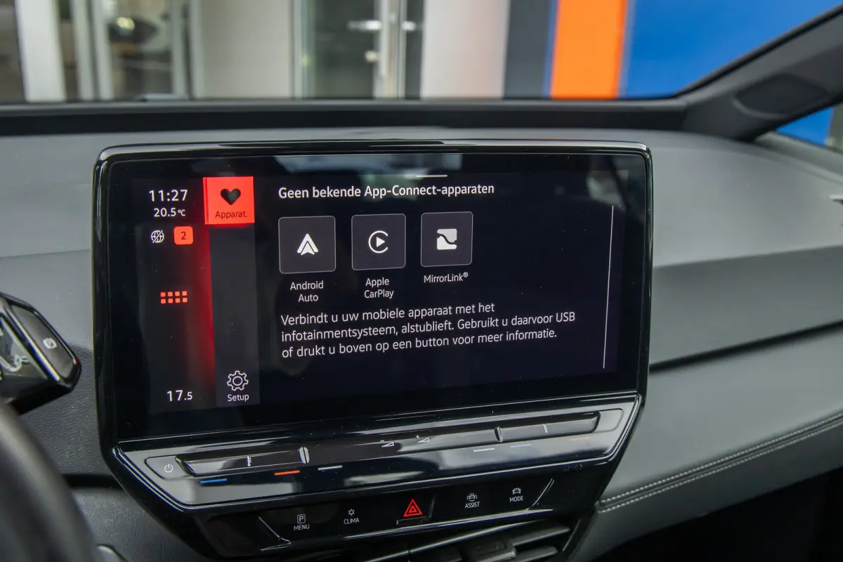 Pro 59 kWh | Apple Carplay/Android Auto | Cruise Control Adaptief | Climate | DAB | Parkeersensoren voor en achter | Airco (automatisch) | Apple Carplay/Android Auto|telefoonintegratie premi