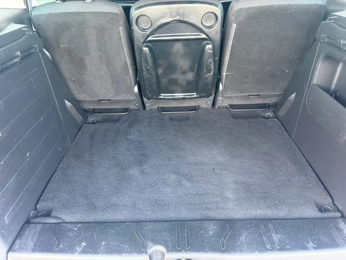 1.2 PureTech Active- Gris Artense- Airco/Cruise - Ruim & Praktisch