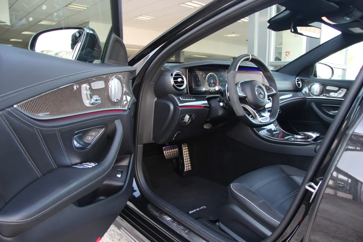 AMG 63 S 4MATIC+ | Keramisch | Driver's Pack | Pano | Burmester | Head-up