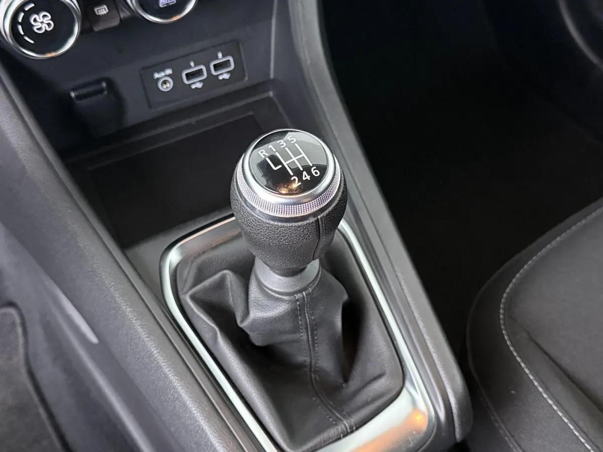 TCe 90 GPF Zen | Trekhaak | Climate Control | Lichtmetalen velgen |