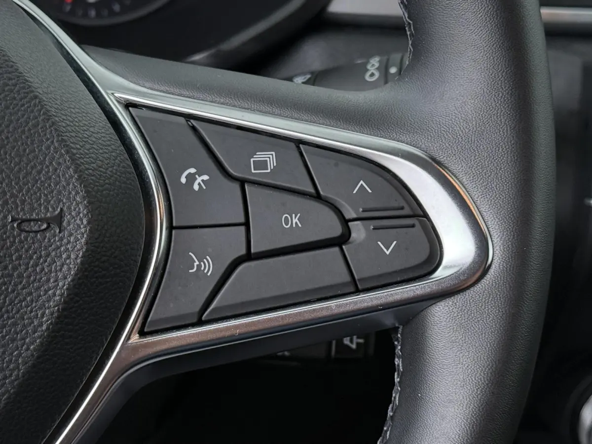 TCe 90 GPF Zen | Trekhaak | Climate Control | Lichtmetalen velgen |