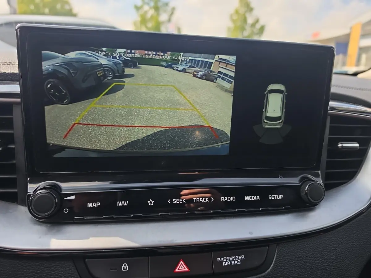 1.4 T-GDi DynamicPlusLine DCT | Navigatie | Climate control | Cruise control | Stoel + stuur verwarming