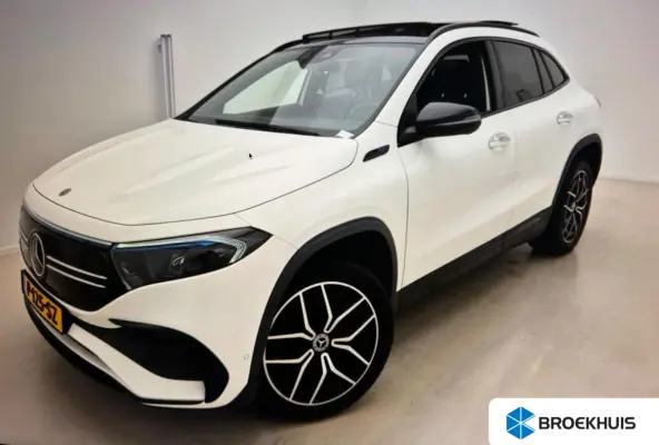 250 Business Solution AMG 67 kWh | Elektrisch glazen panorama-dak | Voorstoelen verwarmd | Keyless | Achteruitrijcamera | AMG-styling | Achteruitrijcamera | Elektrisch glazen panorama-dak