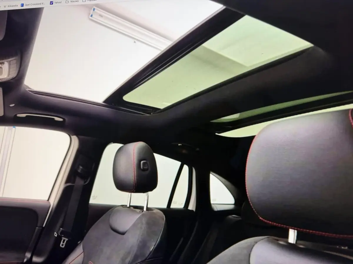 250 Business Solution AMG 67 kWh | Elektrisch glazen panorama-dak | Voorstoelen verwarmd | Keyless | Achteruitrijcamera | AMG-styling | Achteruitrijcamera | Elektrisch glazen panorama-dak