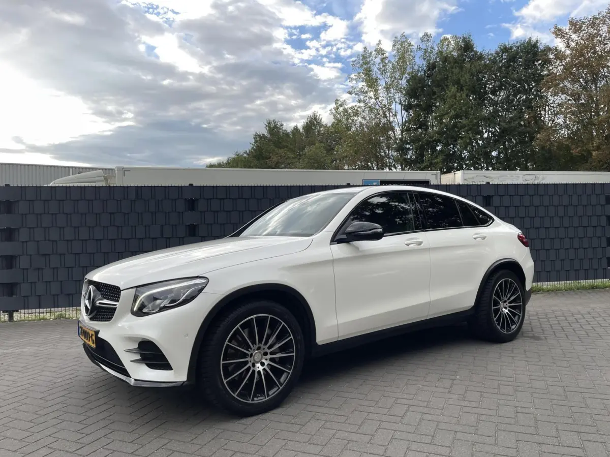250 4MATIC Edition 1 AMG|TREKHAAK|CAMERA|NAVIGATIE|NIGHT PAKKET|STOELVERWARMING|GOED ONDERHOUDEN