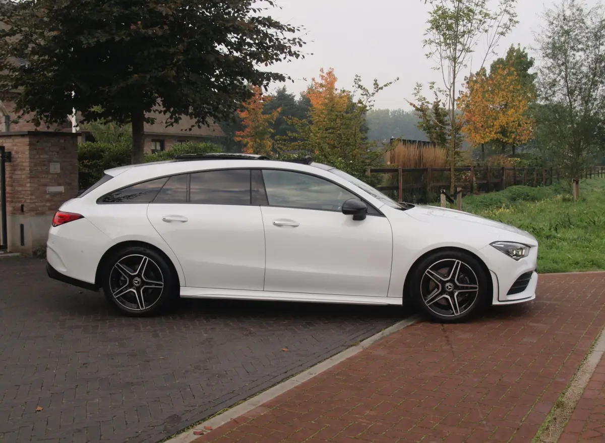 200 Business Solution AMG | Panoramadak | Elektrisch verstelbare stoel(en) | Matrix LED koplampen | NL-Auto |
