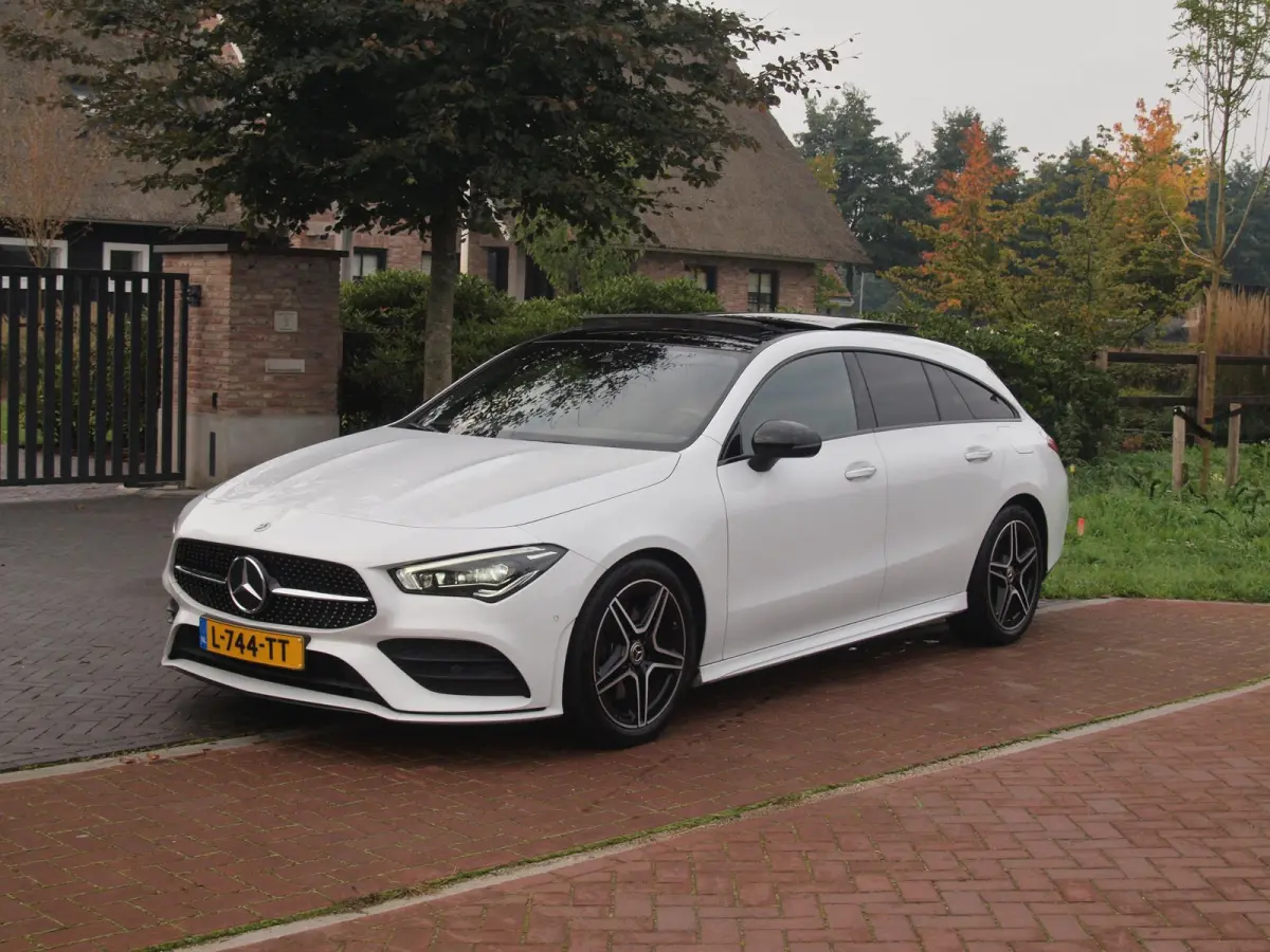 200 Business Solution AMG | Panoramadak | Elektrisch verstelbare stoel(en) | Matrix LED koplampen | NL-Auto |