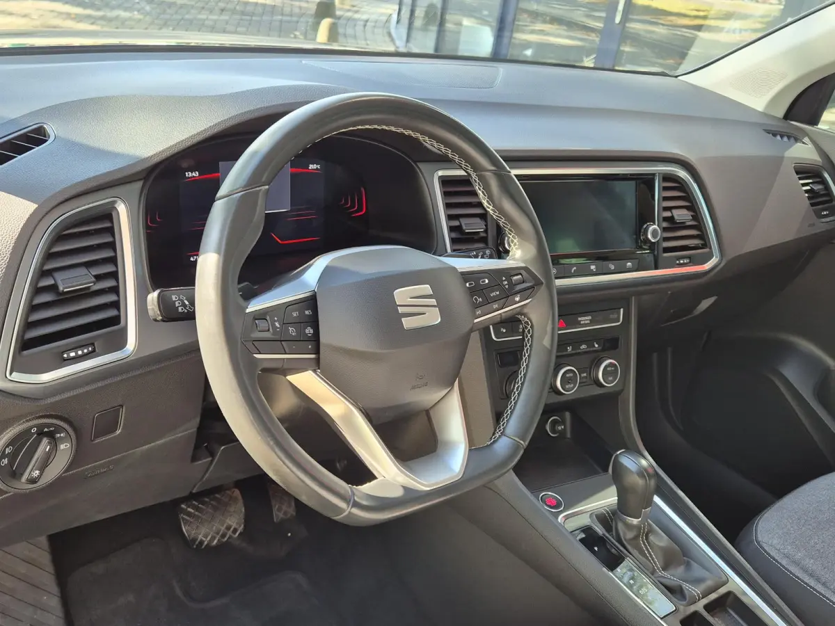 1.5 TSI Style Business Intense | Climate control | PDC voor + achter | Apple Carplay/Android Auto | LM velgen |