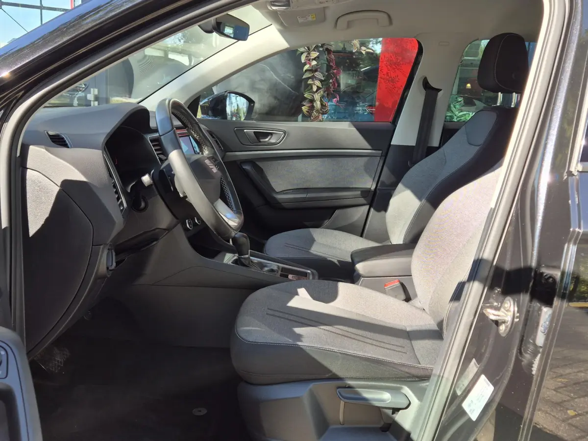 1.5 TSI Style Business Intense | Climate control | PDC voor + achter | Apple Carplay/Android Auto | LM velgen |