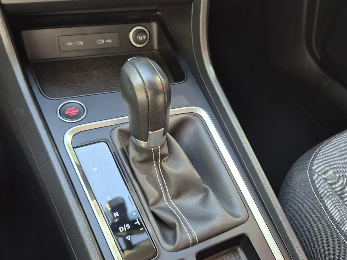 1.5 TSI Style Business Intense | Climate control | PDC voor + achter | Apple Carplay/Android Auto | LM velgen |