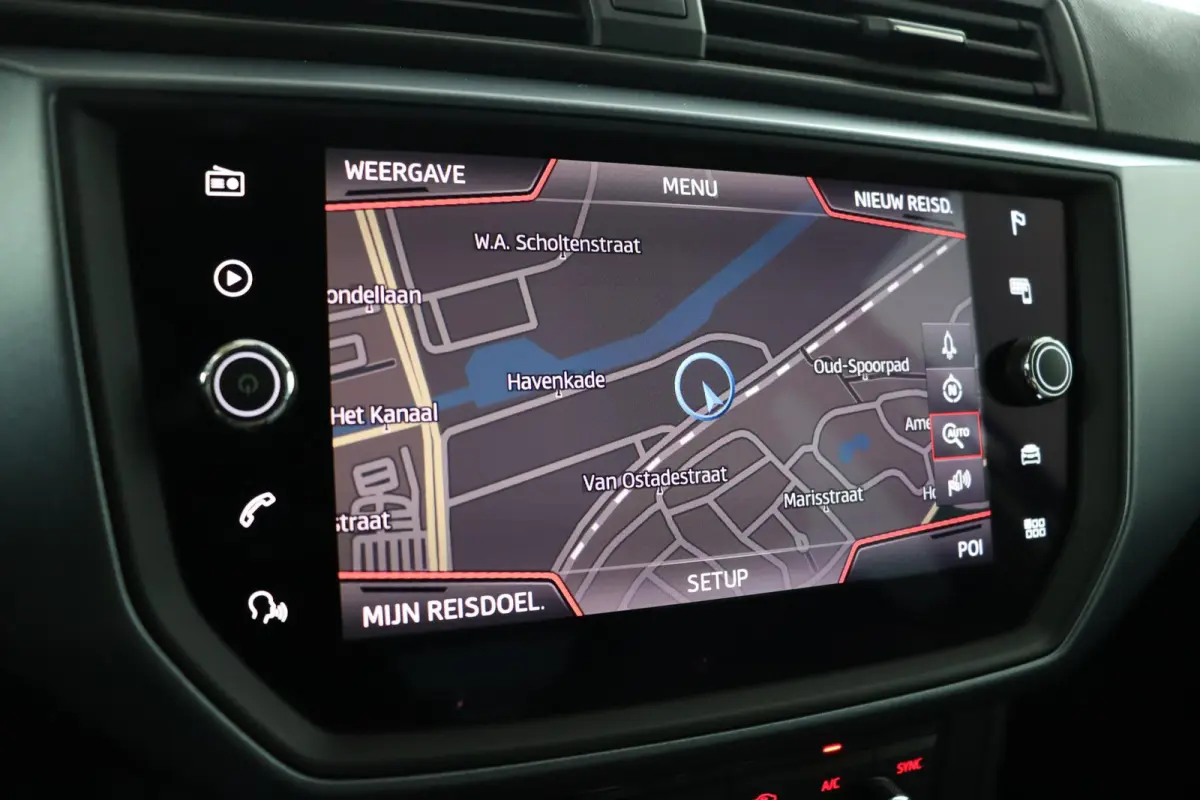 1.0 TSI Style Business Intense | Trekhaak | achteruitrijcamera | Navigatie |