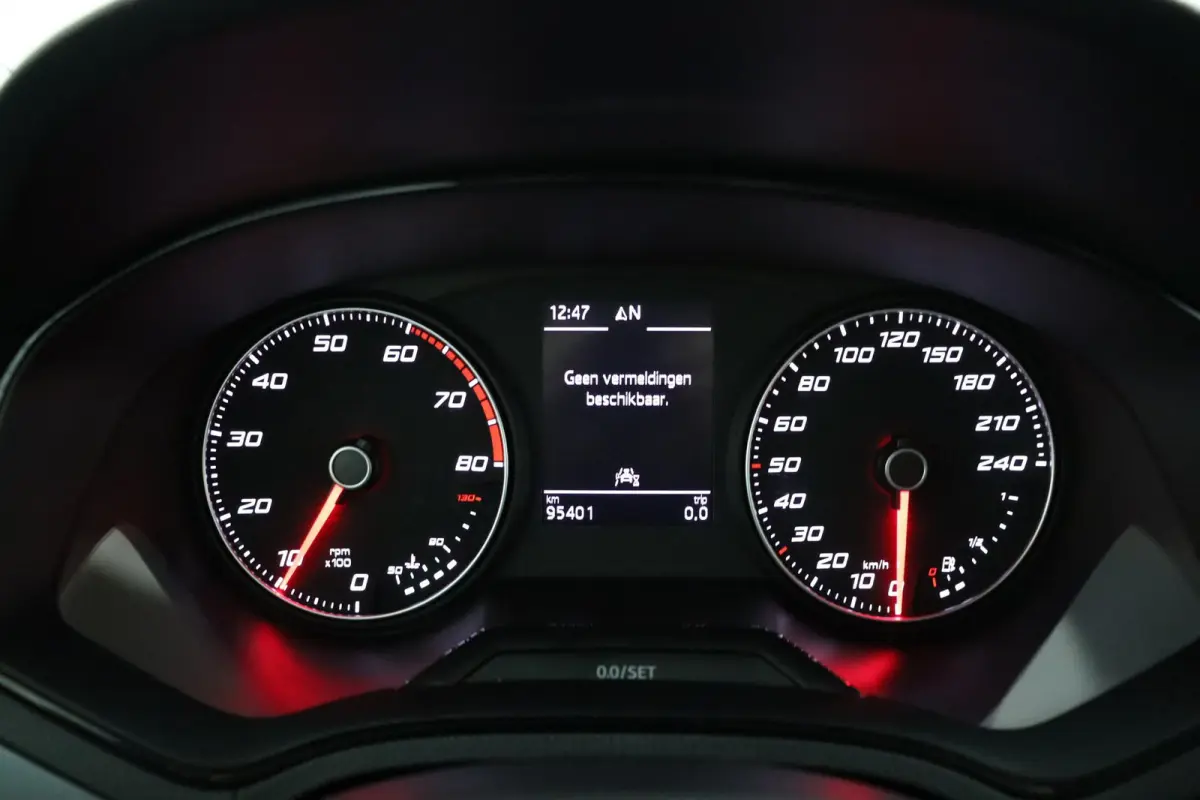 1.0 TSI Style Business Intense | Trekhaak | achteruitrijcamera | Navigatie |