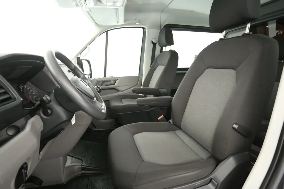 2.0 TDI L3H2 | DC | 6 Zits |  Airco | Camera | Carplay | Navi