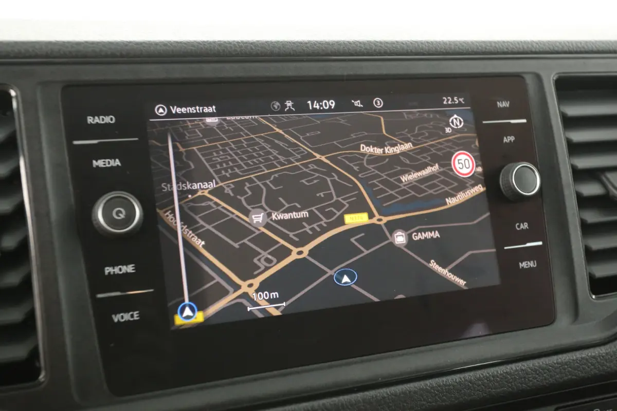2.0 TDI L3H2 | DC | 6 Zits |  Airco | Camera | Carplay | Navi