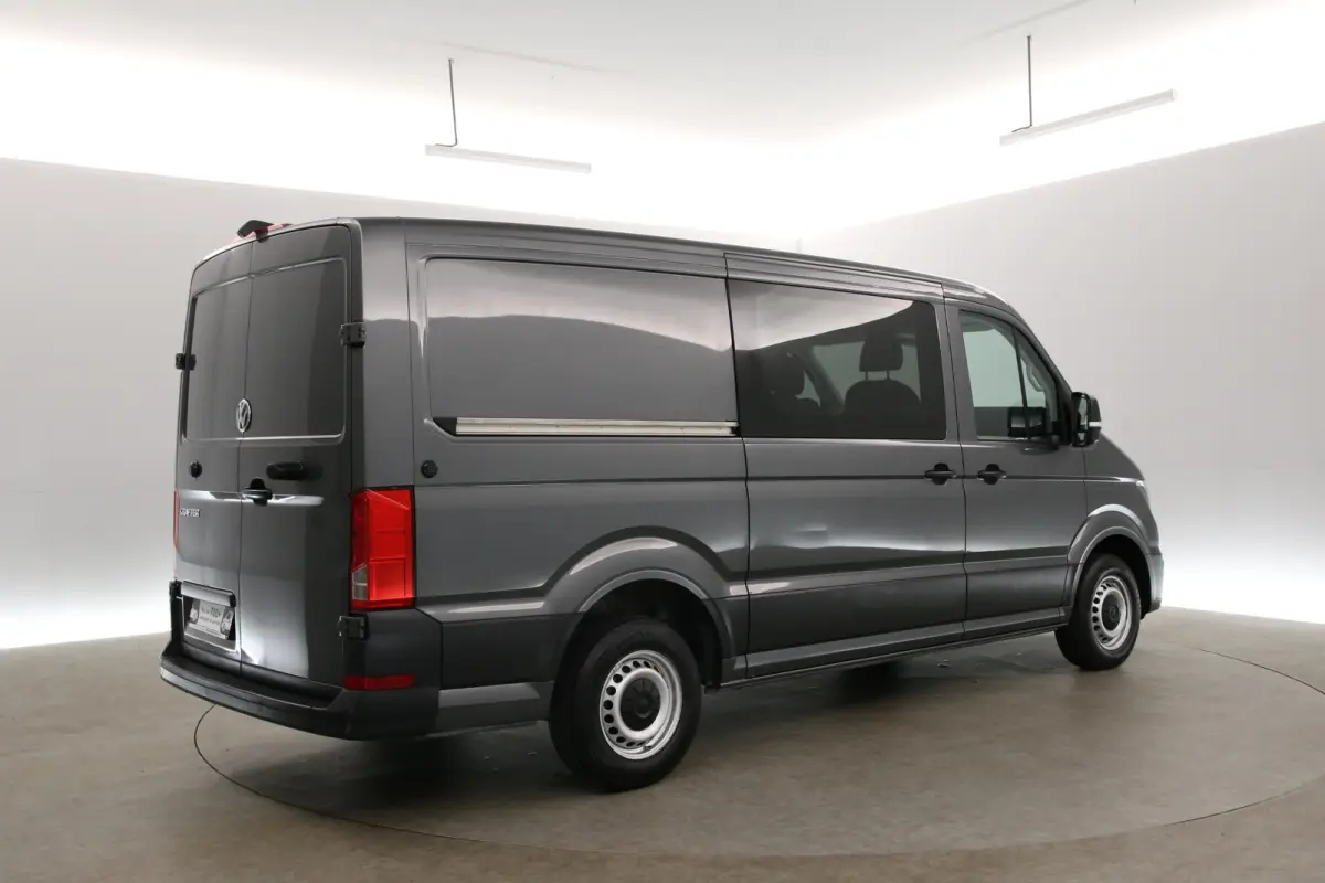 2.0 TDI L3H2 140PK | DC | 6 Zits |  Airco | Camera | Carplay | Navi