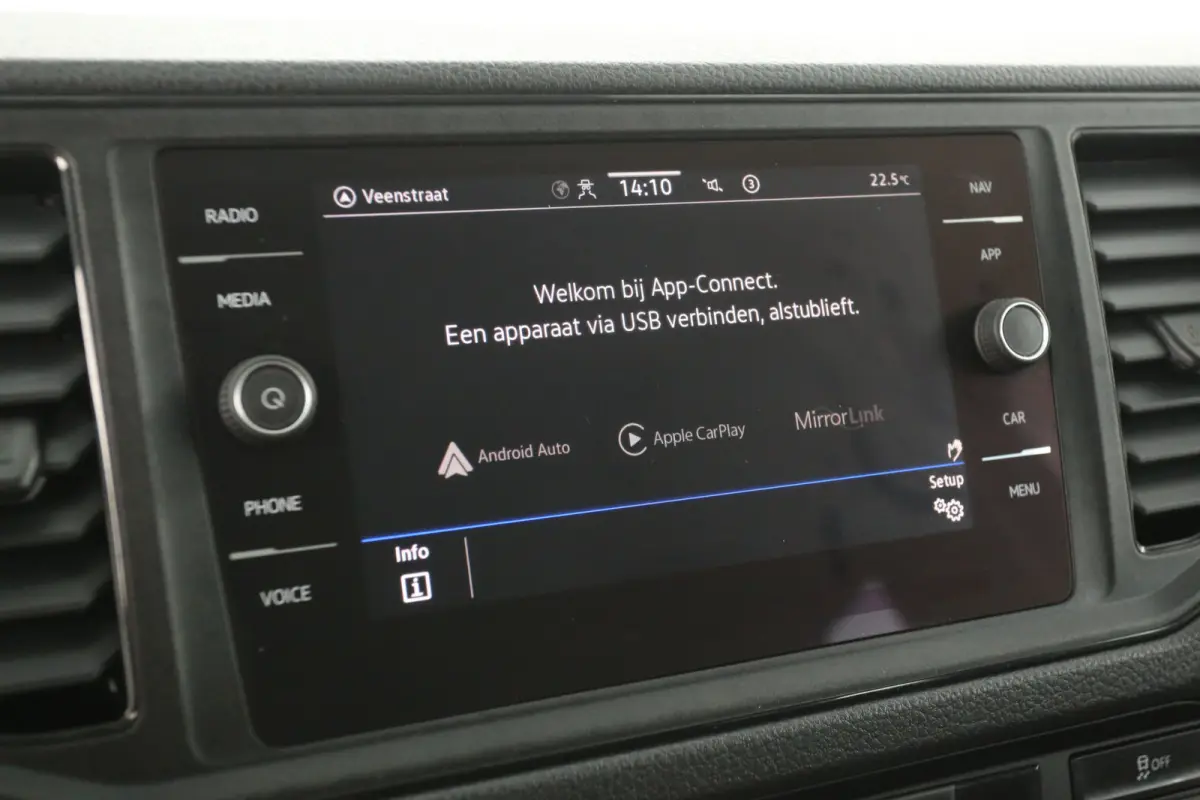 2.0 TDI L3H2 140PK | DC | 6 Zits |  Airco | Camera | Carplay | Navi