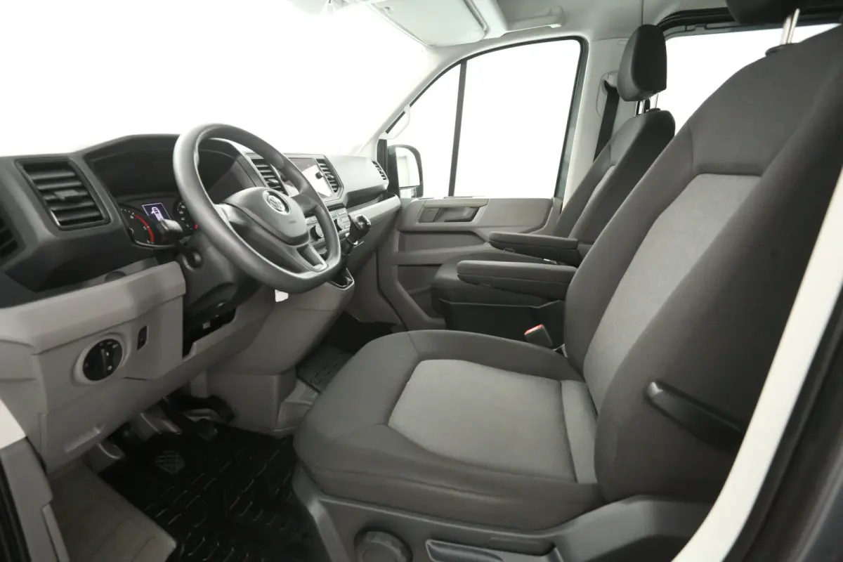 2.0 TDI L3H2 | DC | 6 Zits |  Airco | Camera | Carplay | Navi