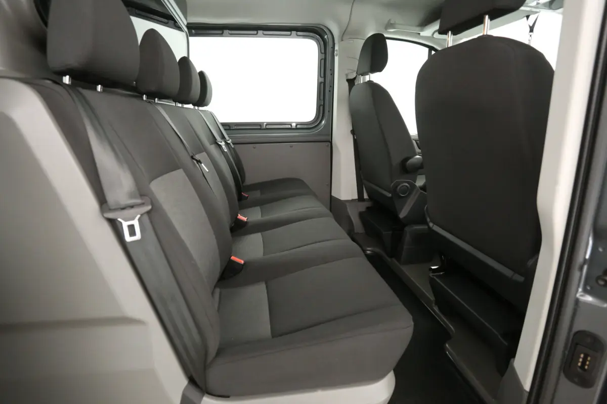 2.0 TDI L3H2 | DC | 6 Zits |  Airco | Camera | Carplay | Navi