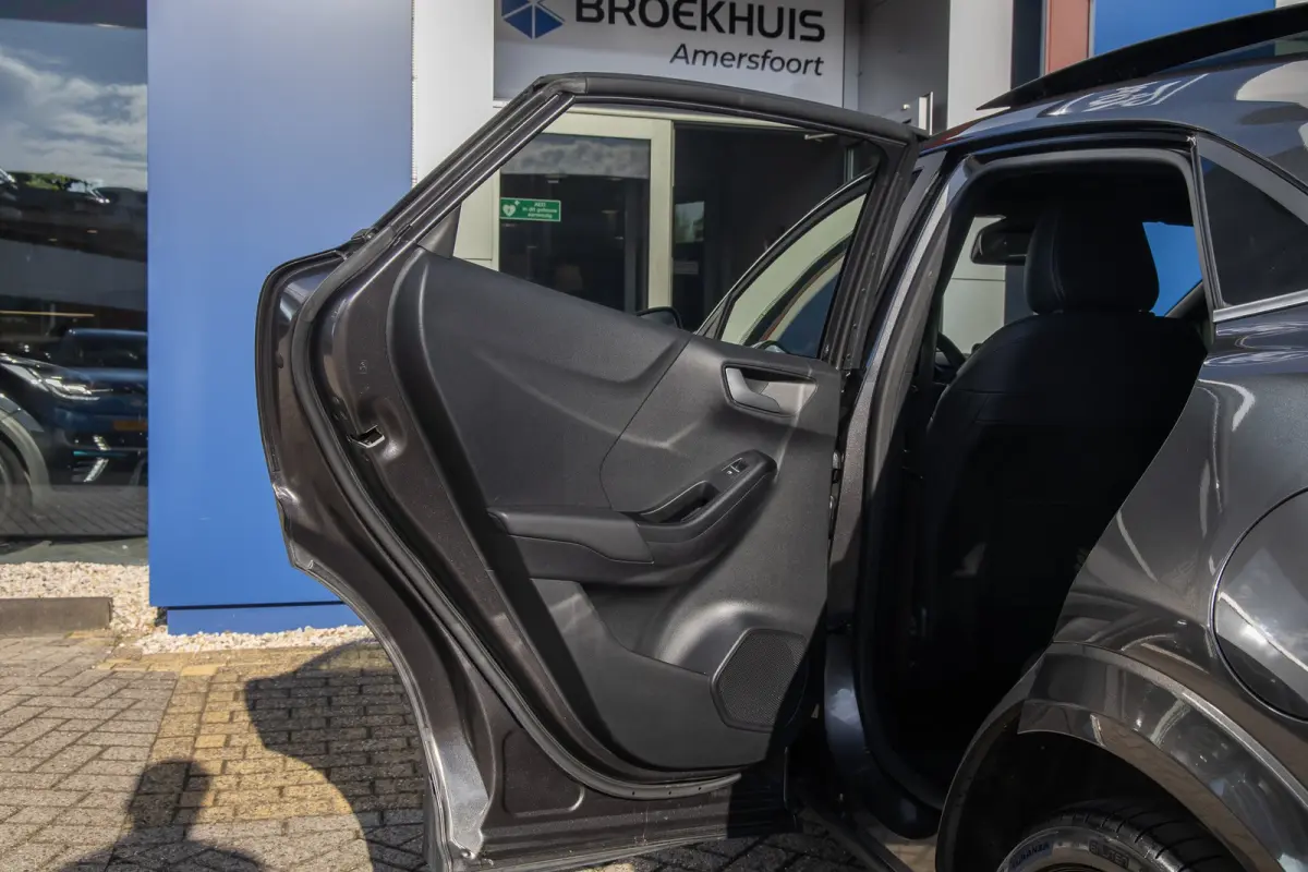 1.0 EcoBoost ST-Line X Vignale | Pano | Apple Carplay/Android Auto | B&O | Cruise control adaptief | Dodehoekdetectie | Elektrisch bedienbare achterklep | Elektrisch glazen panorama-dak | Ap